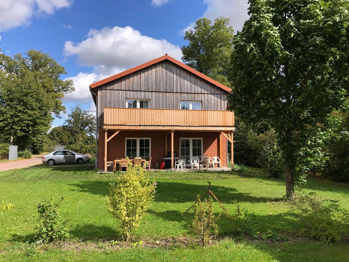 Farm-Chalet Renzow ภายนอก รูปภาพ