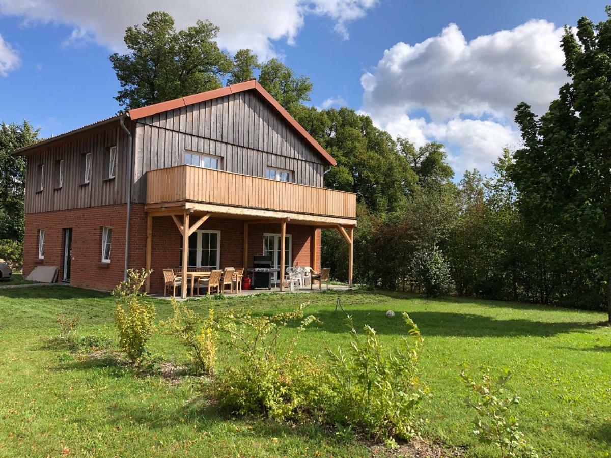 Farm-Chalet Renzow ภายนอก รูปภาพ